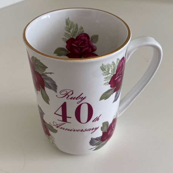 RUBY 40th ANNIVERSARY CERAMIC MUG WITH BURGUNDY ROSES AND GOLD TRIM - Picture 2 of 7